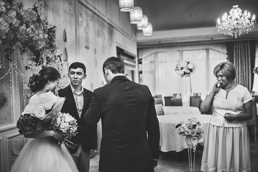 Fotógrafo de casamento Pavel Dmitriev (paveldmitriev). Foto de 8 de agosto 2017