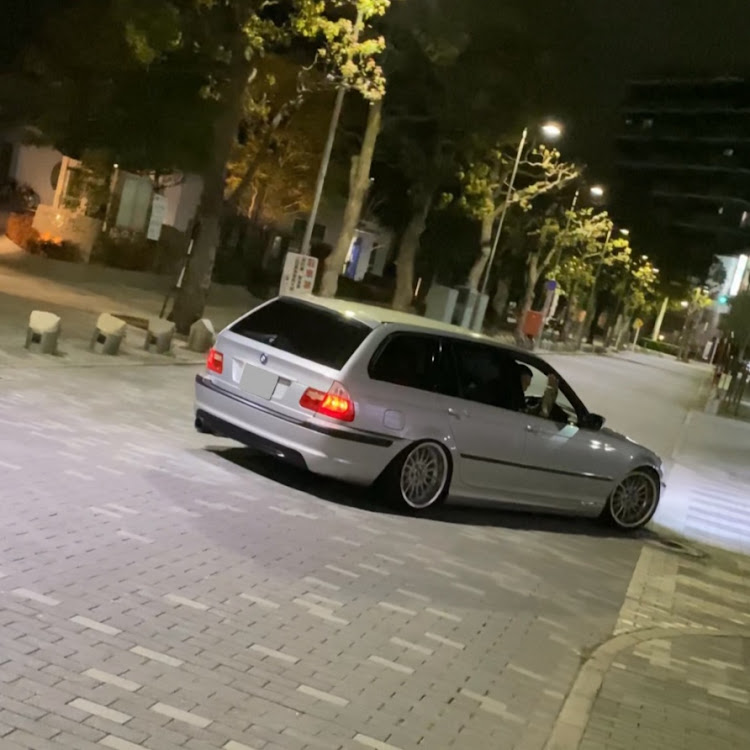 3シリーズ ツーリングのSTANDARD GmbH・Style32・車の検査・retrospective now・普段使いの普通の車に関するカスタム事例の投稿画像4枚目