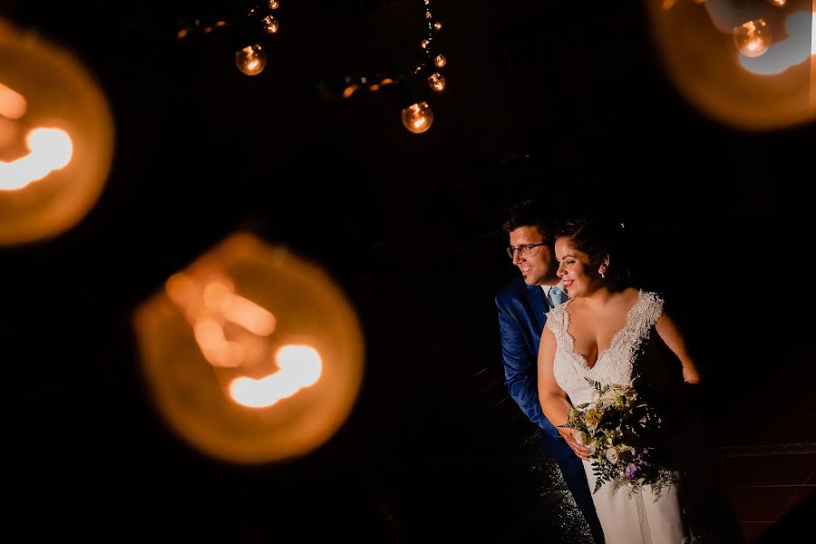 ช่างภาพงานแต่งงาน Mile Vidic Gutiérrez (milevidicgutier) ภาพเมื่อ 29 พฤศจิกายน 2019