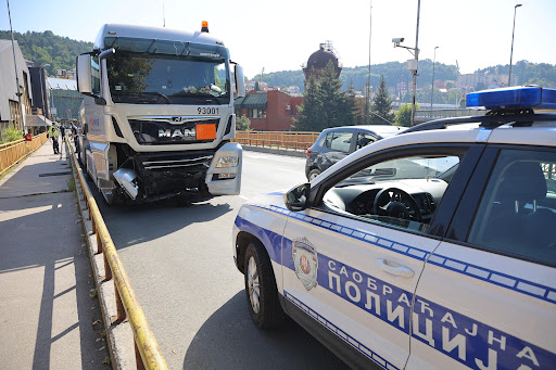  Devojčica (9) koja je povređena u nesreći na putu Užice - Zlatibor, podlegla povredama