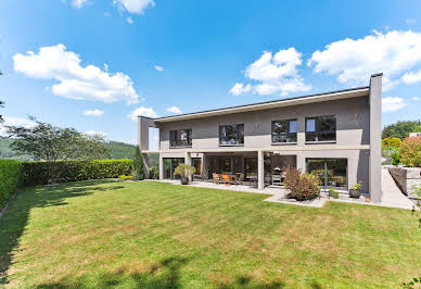 House with garden and terrace 16