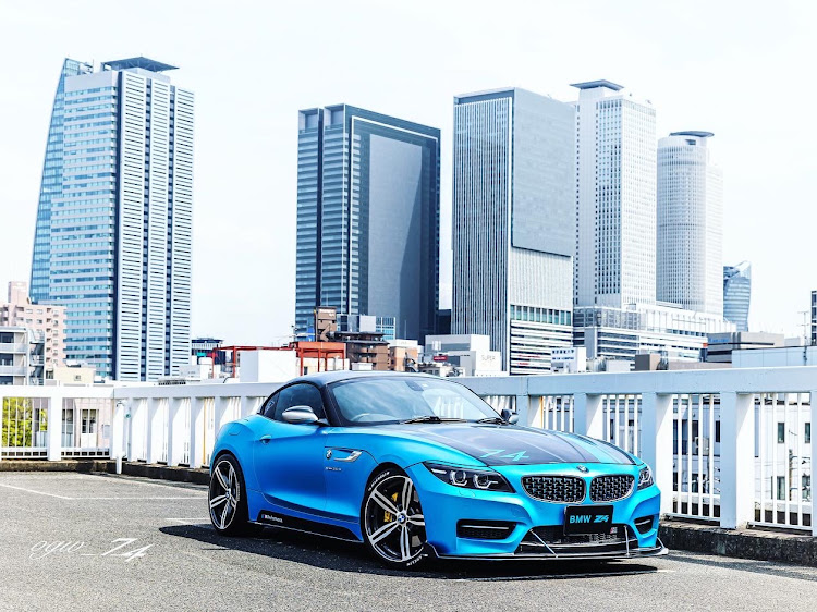 Z4 ロードスターのBMW・サテンオーシャンシマー・愛車撮影・名古屋都会に関するカスタム事例の投稿画像1枚目