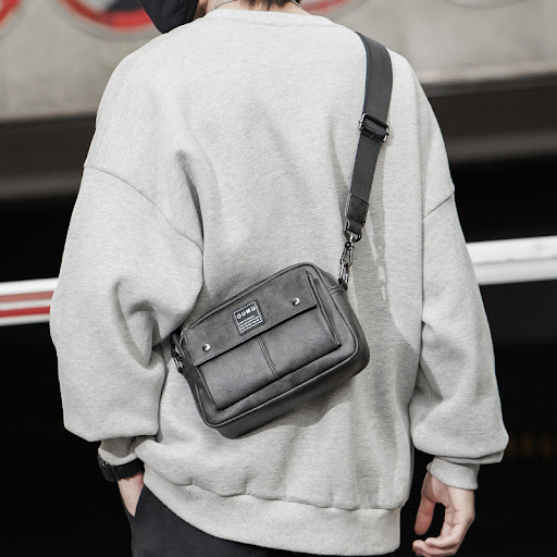 Title 4, New Casual Mens Shoulder Bag Comfortable and S...
