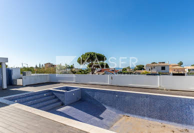 Villa with pool and terrace 4