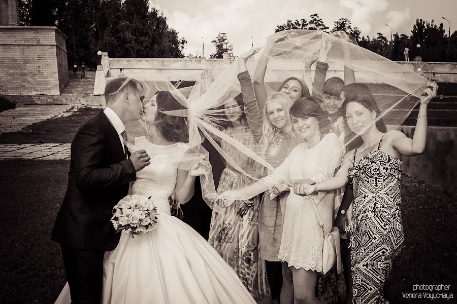 結婚式の写真家Venera Voyuckaya (venerafoto)。2014 10月31日の写真