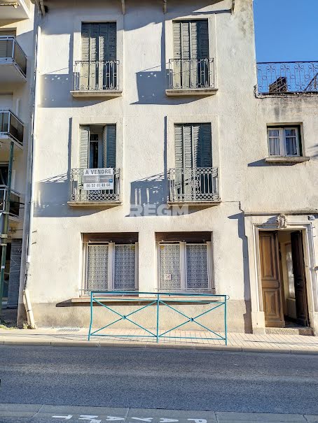 Vente maison 10 pièces 318.22 m² à Amélie-les-Bains-Palalda (66110), 185 000 €