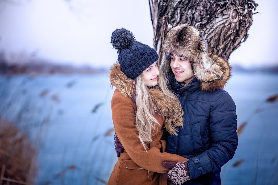 Svatební fotograf Elena Metelica (elenandroma). Fotografie z 9.dubna 2015