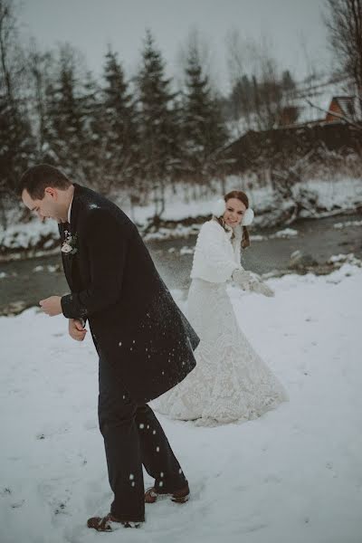 Hääkuvaaja Kata Buduczki (sipos). Kuva otettu 5. tammikuuta 2019