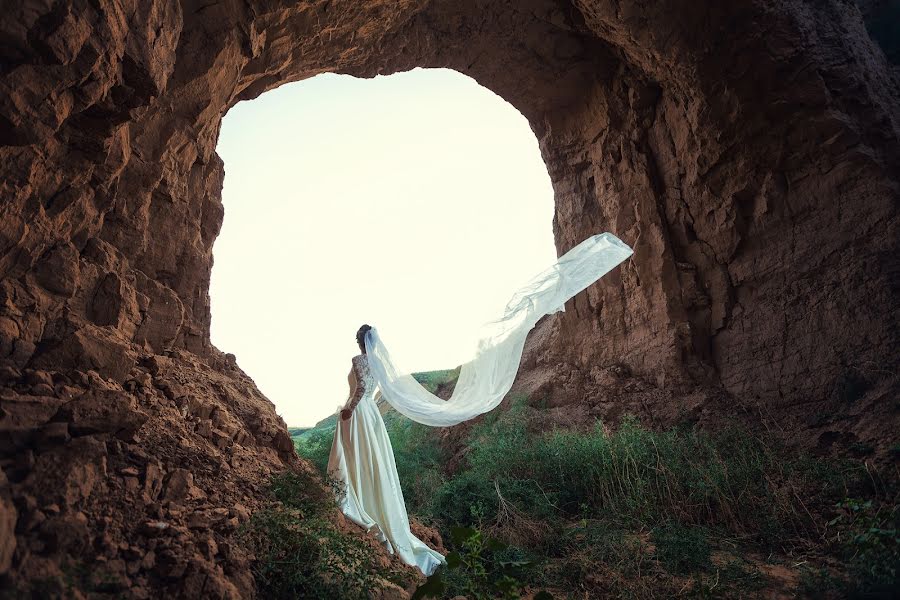 Fotografo di matrimoni Igor Bayskhlanov (vangoga1). Foto del 14 settembre 2017