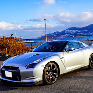 NISSAN GT-R R35