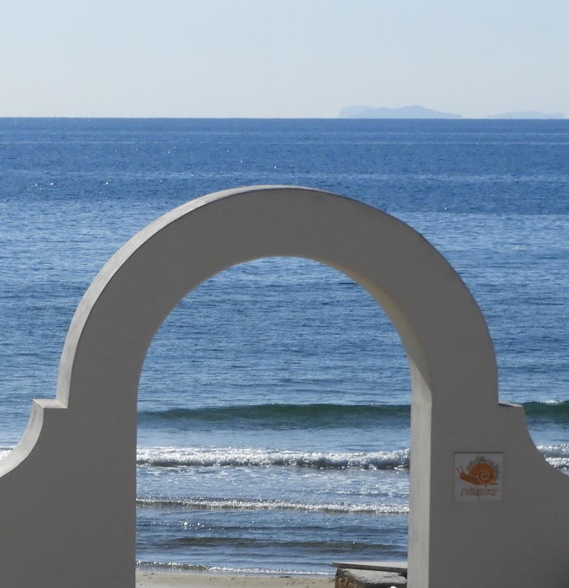 LA PORTA SUL MARE di claudio_sposetti