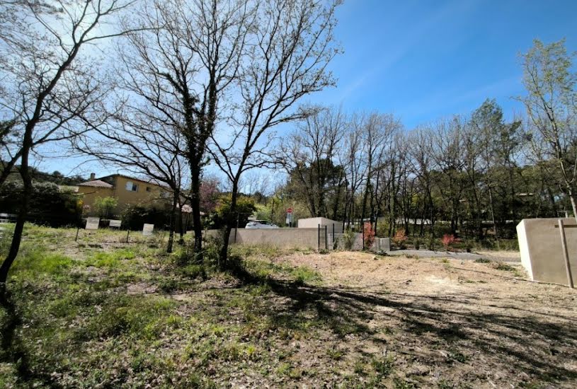  Vente Terrain à bâtir - 651m² à La Roque-d'Anthéron (13640) 