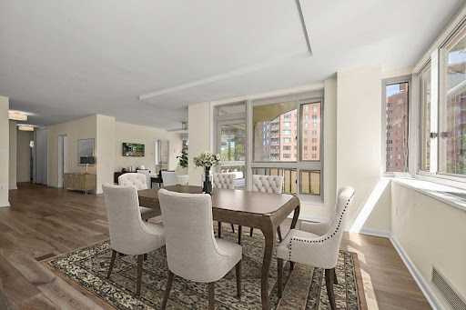Apartment / penthouse purchase in Washington (United States) with terrace and pool