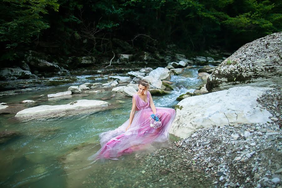 Fotografer pernikahan Tatyana Soloveva (solovjeva). Foto tanggal 7 Juli 2016