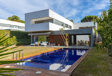 Maison avec jardin et terrasse 6