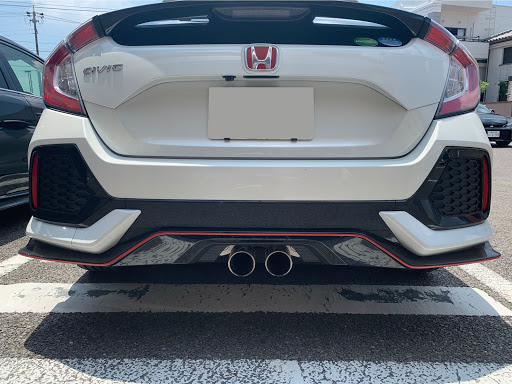 シビック Fk7のfk７ 後期化 リアディフューザー シビックに関するカスタム メンテナンスの投稿画像 車のカスタム情報はcartune