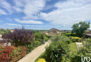 House with terrace 1