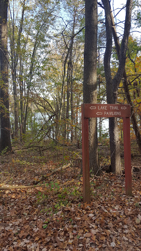 Lake Trail, Pavilions