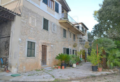 Villa with pool and terrace 11