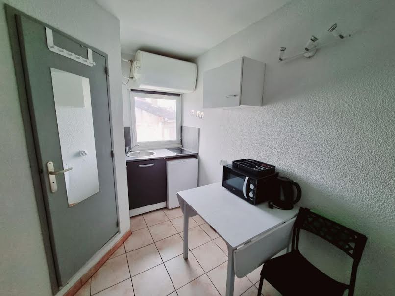 Location meublée appartement 1 pièce 12 m² à Albi (81000), 322 €