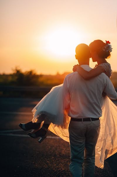 Wedding photographer Yura Galushko (jurekgalushko). Photo of 2 December 2015