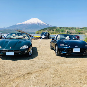 XKコンバーチブル XKR