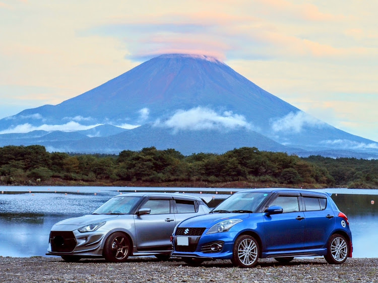 スイフトスポーツのteam03’z・Silverweek2・スイスポ乗りと繋がりたい・精進湖と富士山と愛車・みちめぐトロフィー🏆に関するカスタム事例の投稿画像10枚目