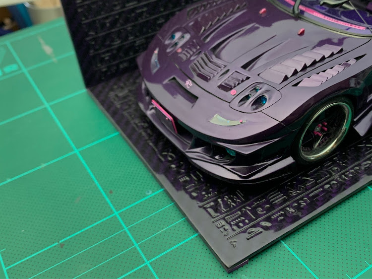 RX-7のモデルカー・Abflug・ミッドナイトパープル・紫・ワイドボディに関するカスタム事例の投稿画像2枚目