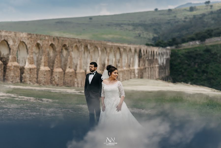 Fotografo di matrimoni Néstor Winchester (nestorwincheste). Foto del 25 settembre 2017