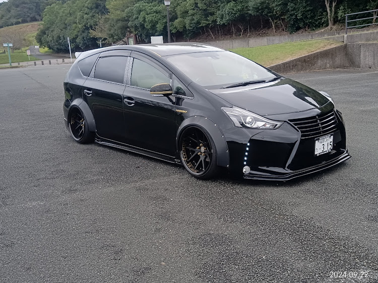 プリウスαの和と愛車・車検に向けて・#エアサス・残暑厳しい・イベント前にやることに関するカスタム事例の投稿画像1枚目