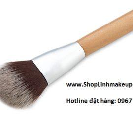 co-danh-phan-phu-thefaceshop