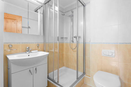 Apartment 4