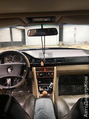 продам авто Mercedes E 230  фото 4