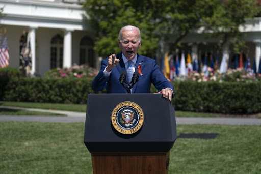 Bajden rešen da nastavi borbu protiv nasilja vatrenim oružjem u SAD