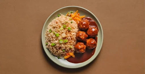 Veg Rice With Chicken Manchurian