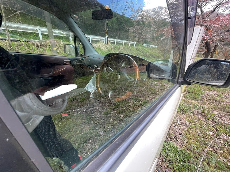 N-ONEのエアクリーナー交換・1人ぶらり・キャンバーボルト・放置車両に関するカスタム事例の投稿画像8枚目