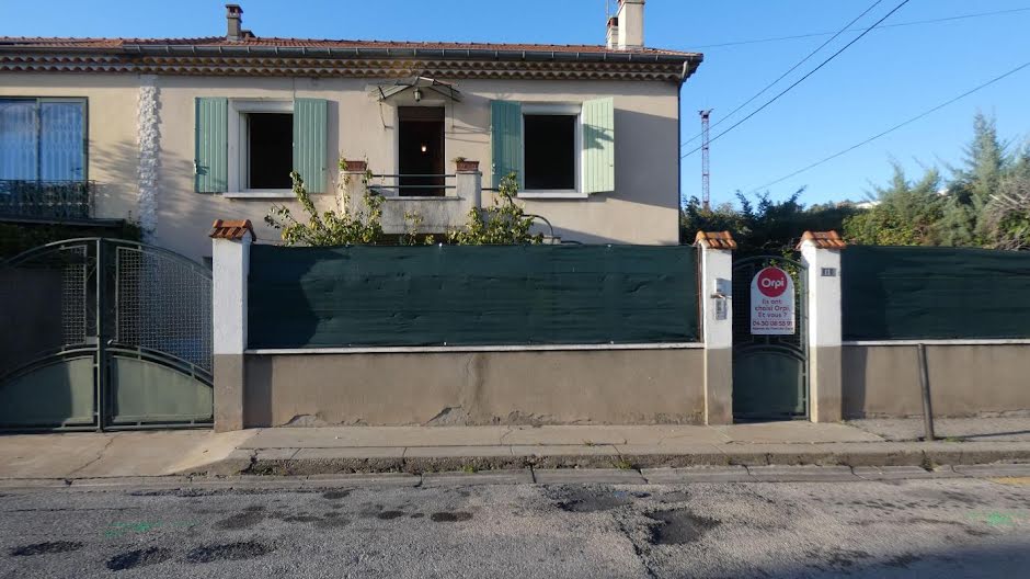 Vente maison 5 pièces 105 m² à Nimes (30000), 188 000 €