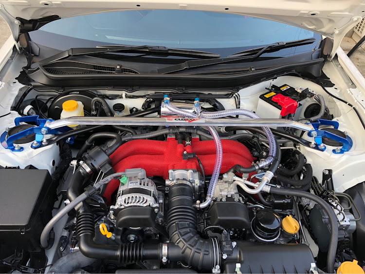 86の86・タワーバー取付・オイルキャッチタンク取付に関するカスタム事例の投稿画像1枚目