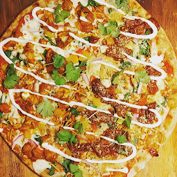 New Delhi Butter Chicken Pizza