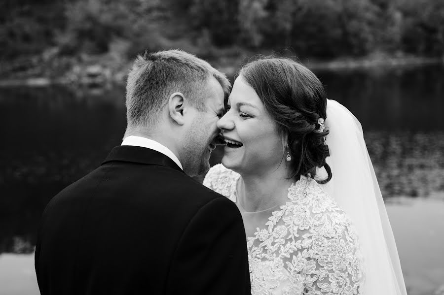 Fotógrafo de casamento Jan Doležal (dolezaljan). Foto de 1 de março