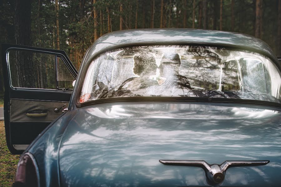 Fotografo di matrimoni Vitaliy Shustrov (vitali). Foto del 24 settembre 2019