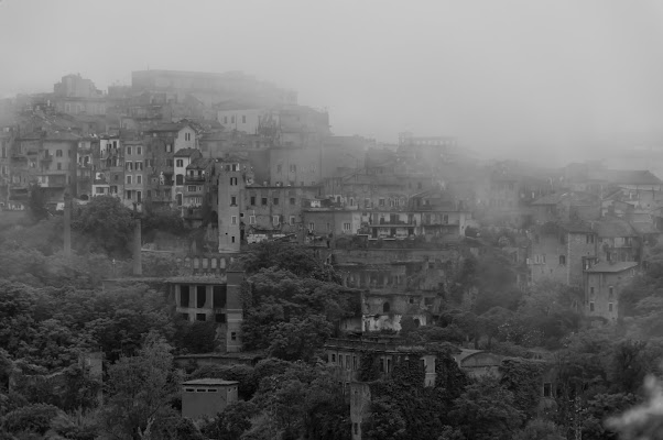 Nebbia in città di Alduccio