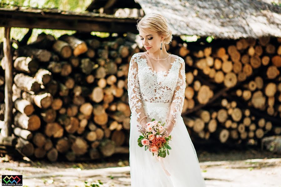 Fotografo di matrimoni Olga Trifonova (9876). Foto del 28 settembre 2017