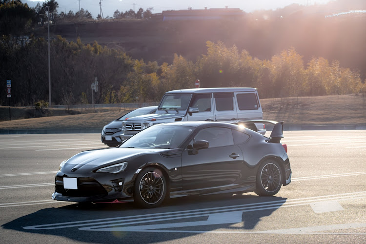 86の86・カメ活・一眼レフ・純正に関するカスタム事例の投稿画像1枚目