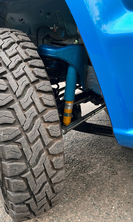 ジムニーのハイブリッジファースト・ビルシュタインB6・TOYO OPEN COUNTRY R/T・ジェントルマフラースマートに関するカスタム事例の投稿画像3枚目