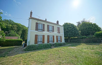 maison à La Queue-les-Yvelines (78)