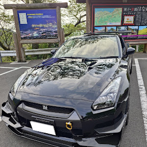 NISSAN GT-R R35