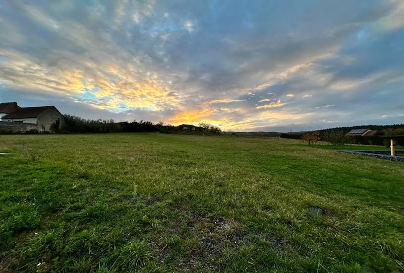  Vente Terrain à bâtir - à Saint-Quintin-sur-Sioule (63440) 