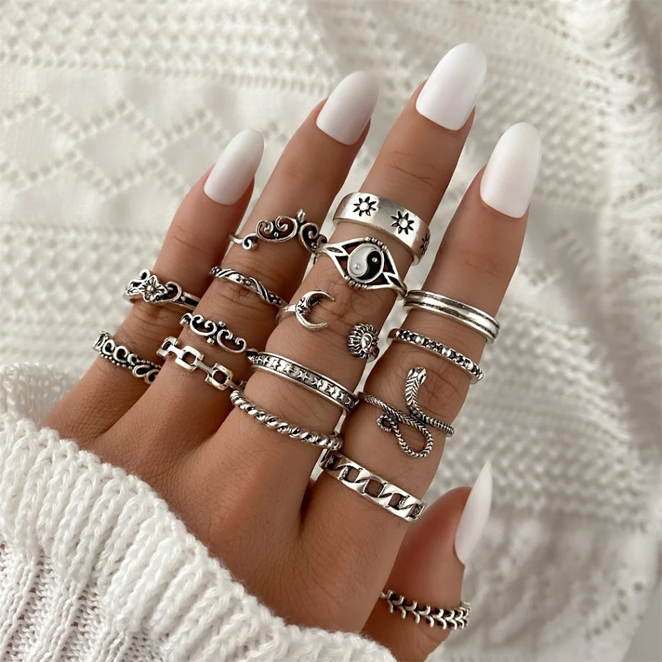 Anel Retrô Personalizado e Moderno com Elefante em Relevo Design Exclusivo e Sofisticado Um Toque Vintage e Único Joia Especial
