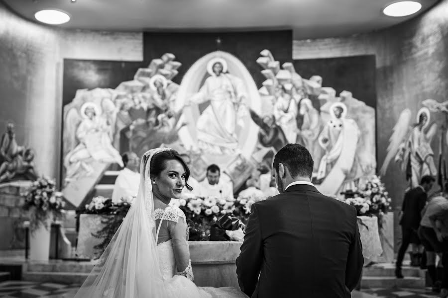 Wedding photographer Leonardo Scarriglia (leonardoscarrig). Photo of 16 October 2017